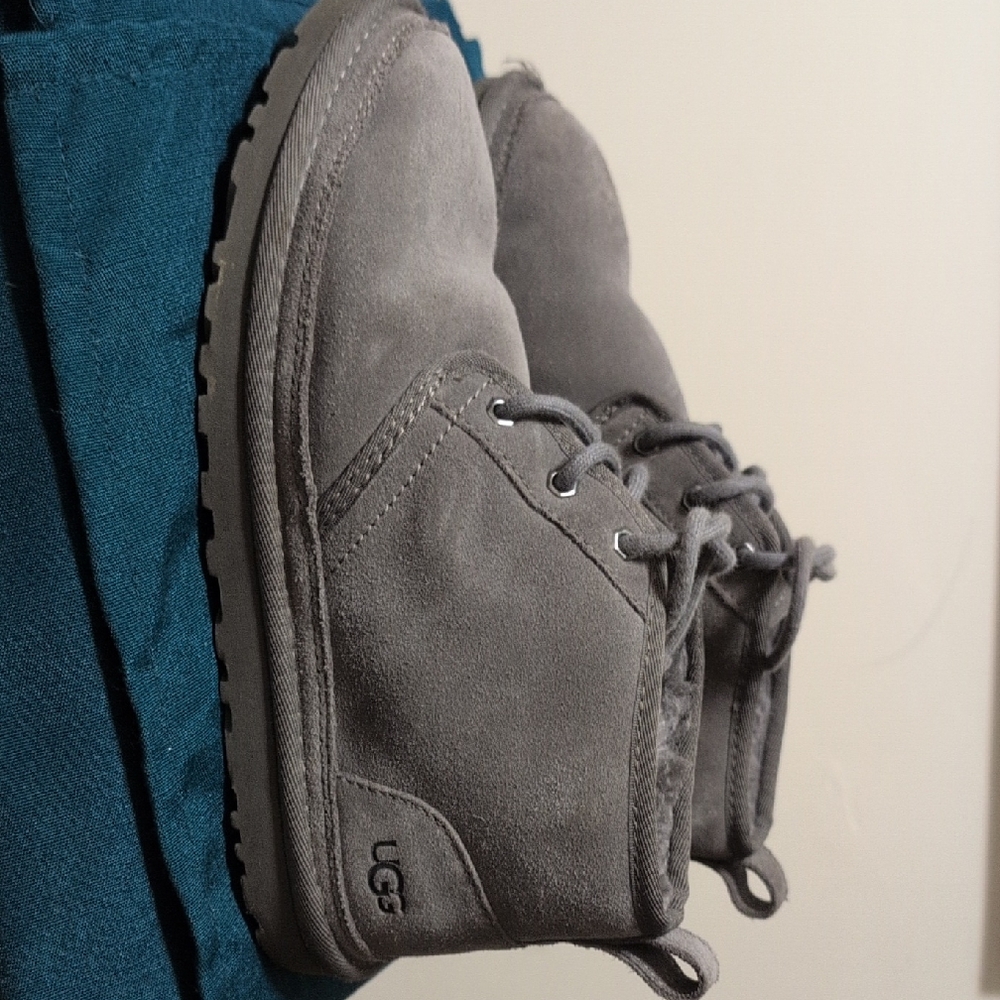 UGG Men's Chukka Boots in Gray Suede